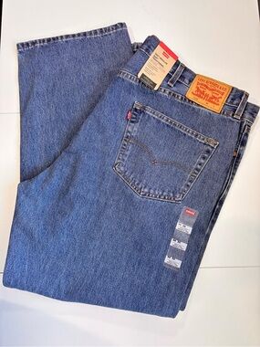 Men’s Big & Tall Levis 505 Jeans NWT.  SIZE 46x30”